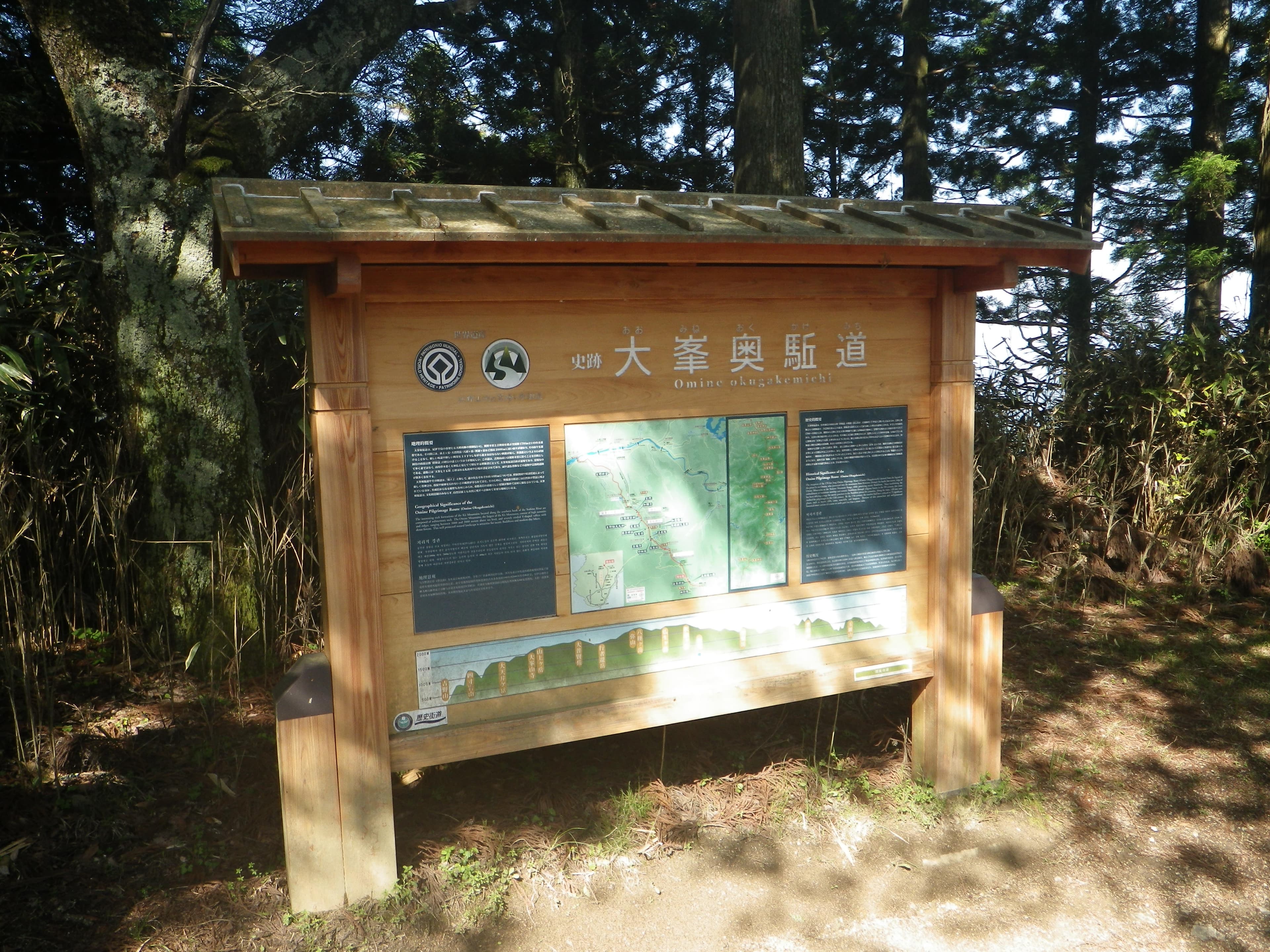 来年度（令和8年度）の申請書添削サービスや科研費セミナーの受付を行っております